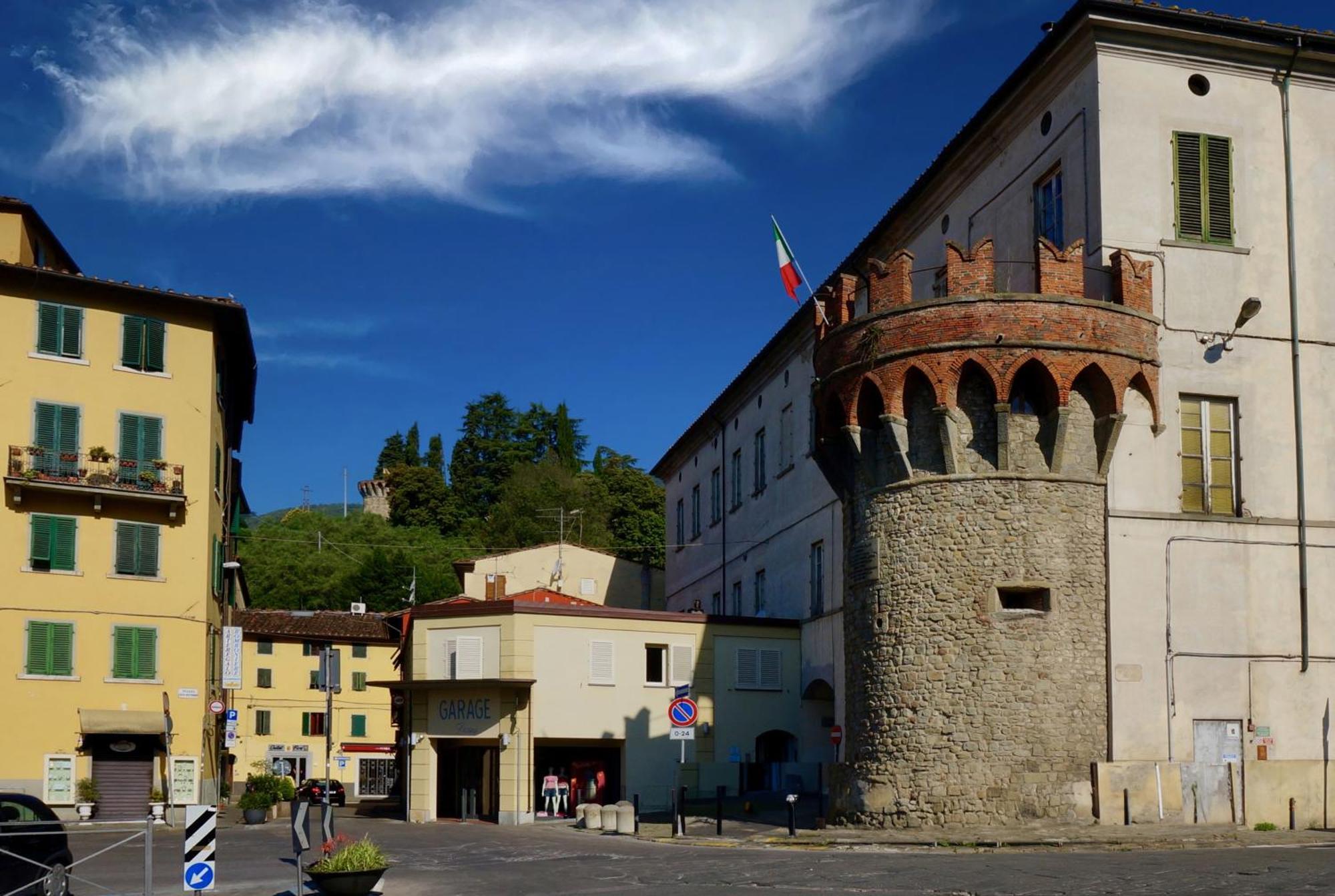 Apartamento Mansarda Pescia Exterior foto